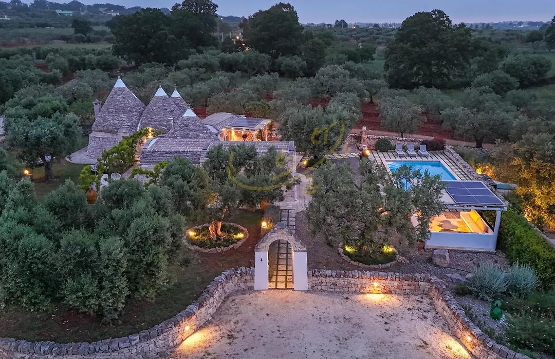 Td Trulli Locobello Stylish Cozy Trulli W Pool-1